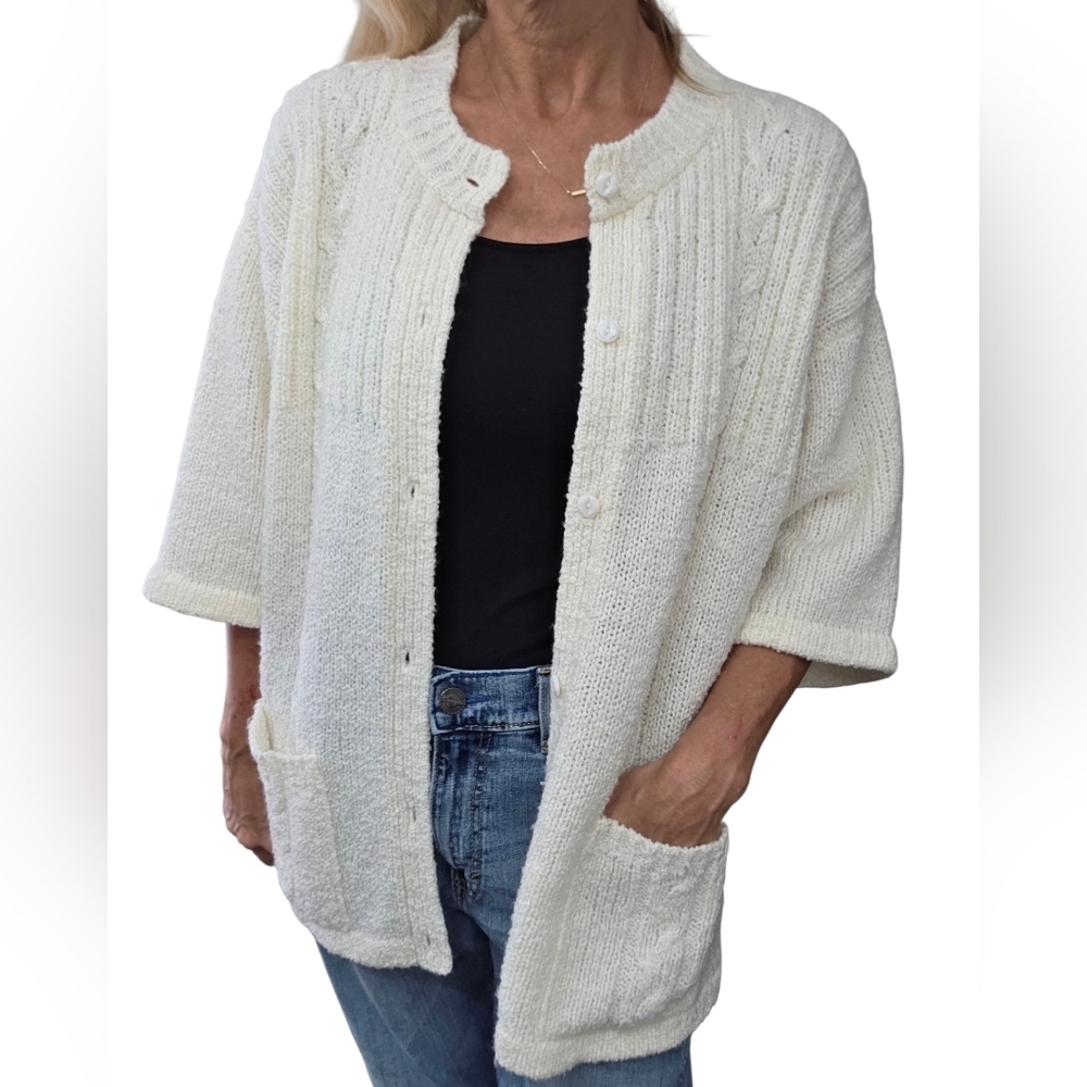 Vintage 1970s Bonnie Lee cream knit cardigan sweater jacket featuring a beautifu